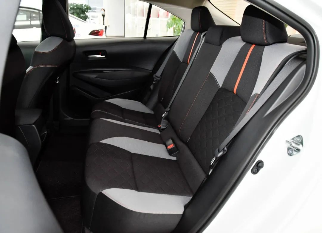 丰田卡罗拉哪款气囊多,丰田卡罗拉各种年限车型