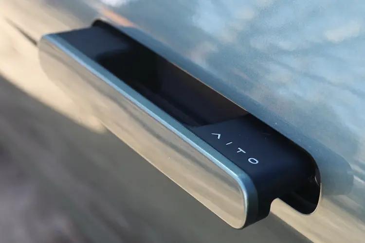 问界m5ev新款,问界m5ev高性能版