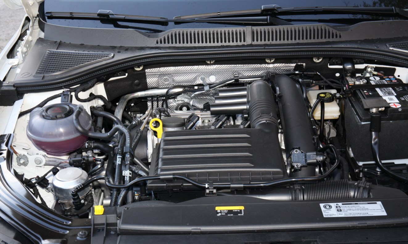 自主品牌汽车比韩系车好吗,自主品牌对战韩系车