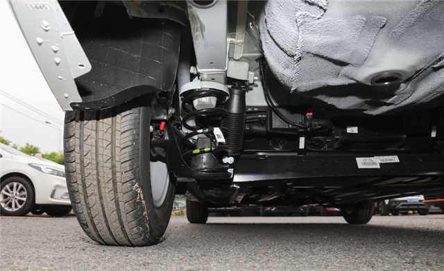 2020款起亚焕驰自动精英测评视频,起亚焕驰和丰田威驰哪个油耗低