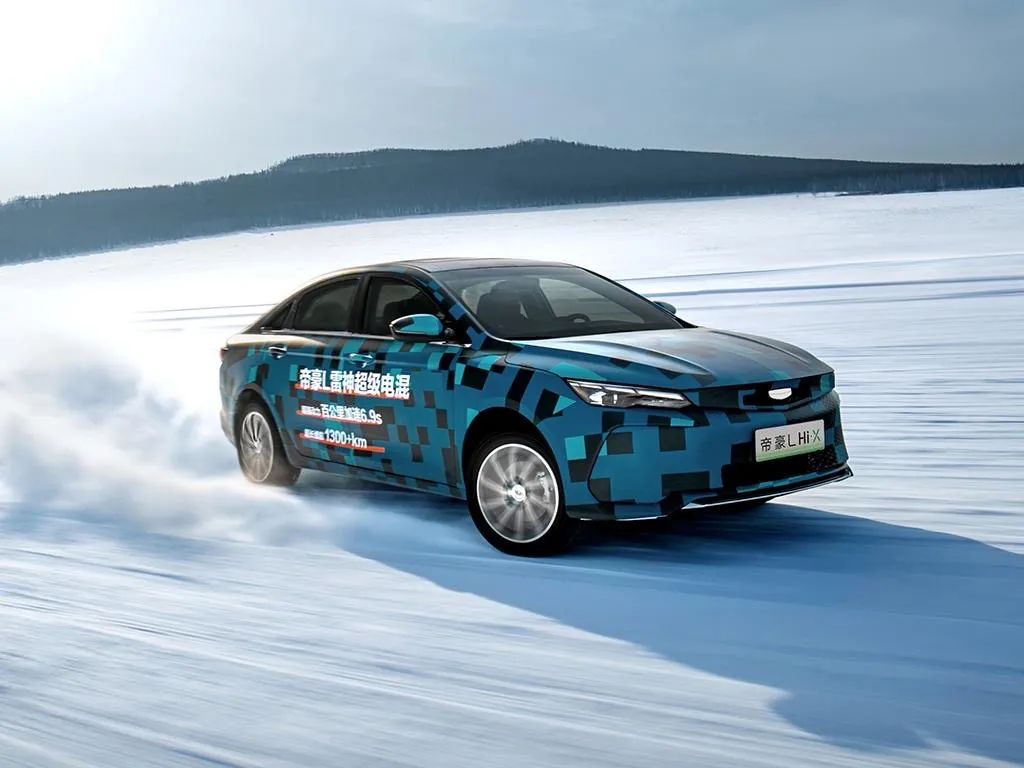 吉利雷神hi-x超级混动和比亚迪秦,雷神hi-x超级混动和比亚迪dmi