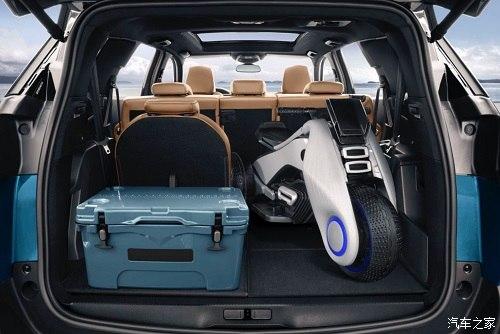 标致5008雪铁龙suv天逸c5,东风标致5008中型suv有几种颜色