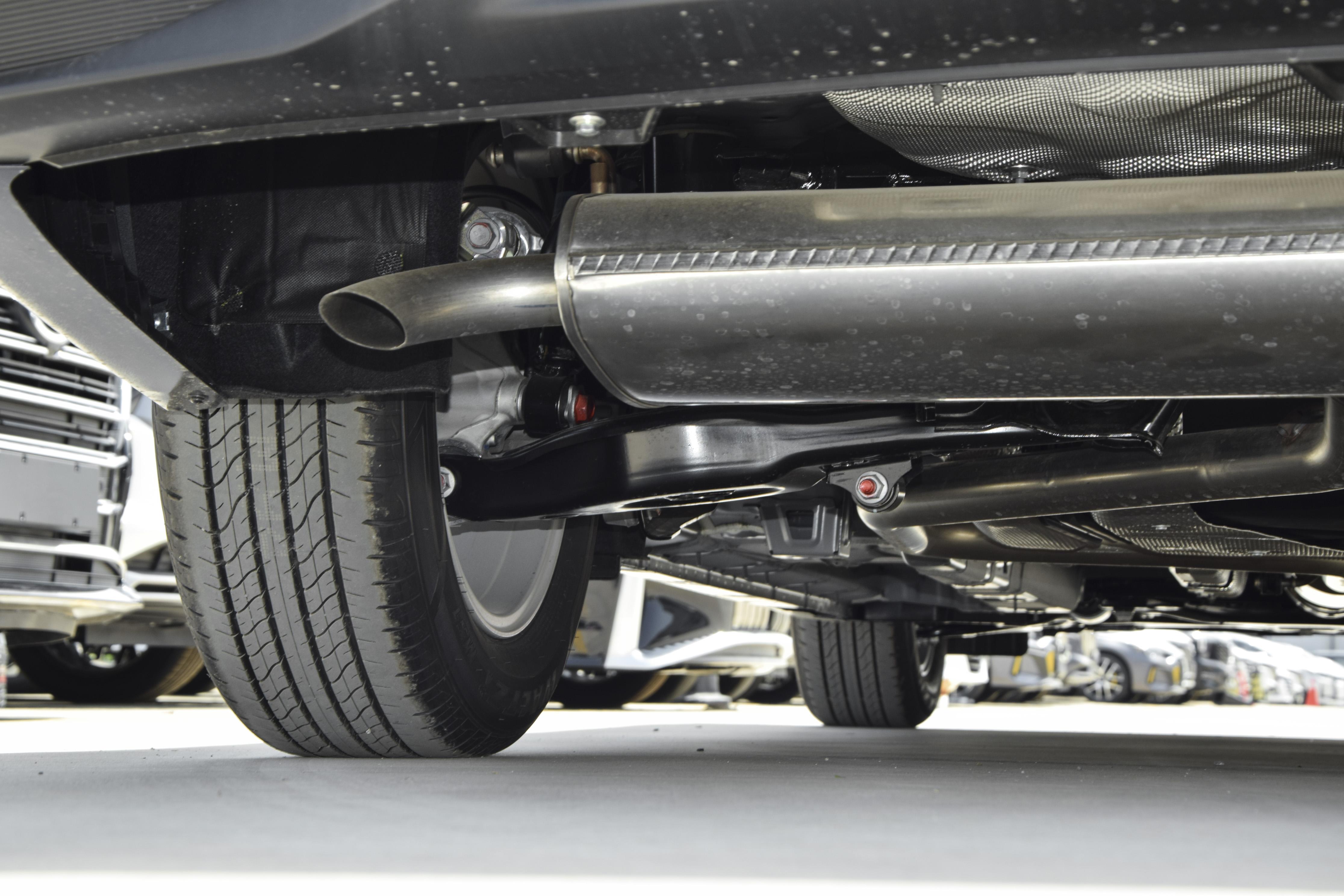 国产中型车，售10.88万起，为何说传祺GA6很值得买？全方面评测！