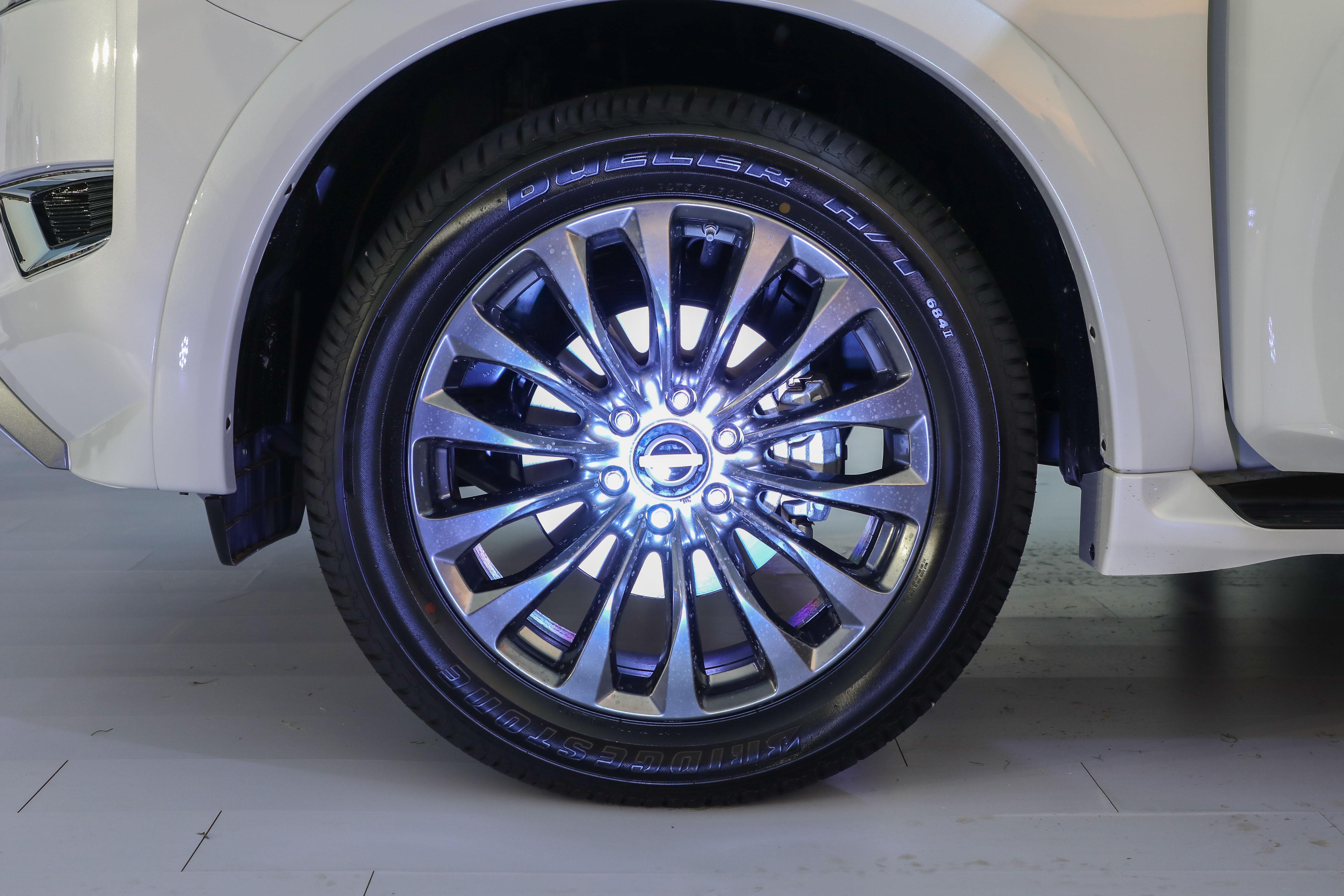 男人的大型玩具车,男人的大玩具车70万