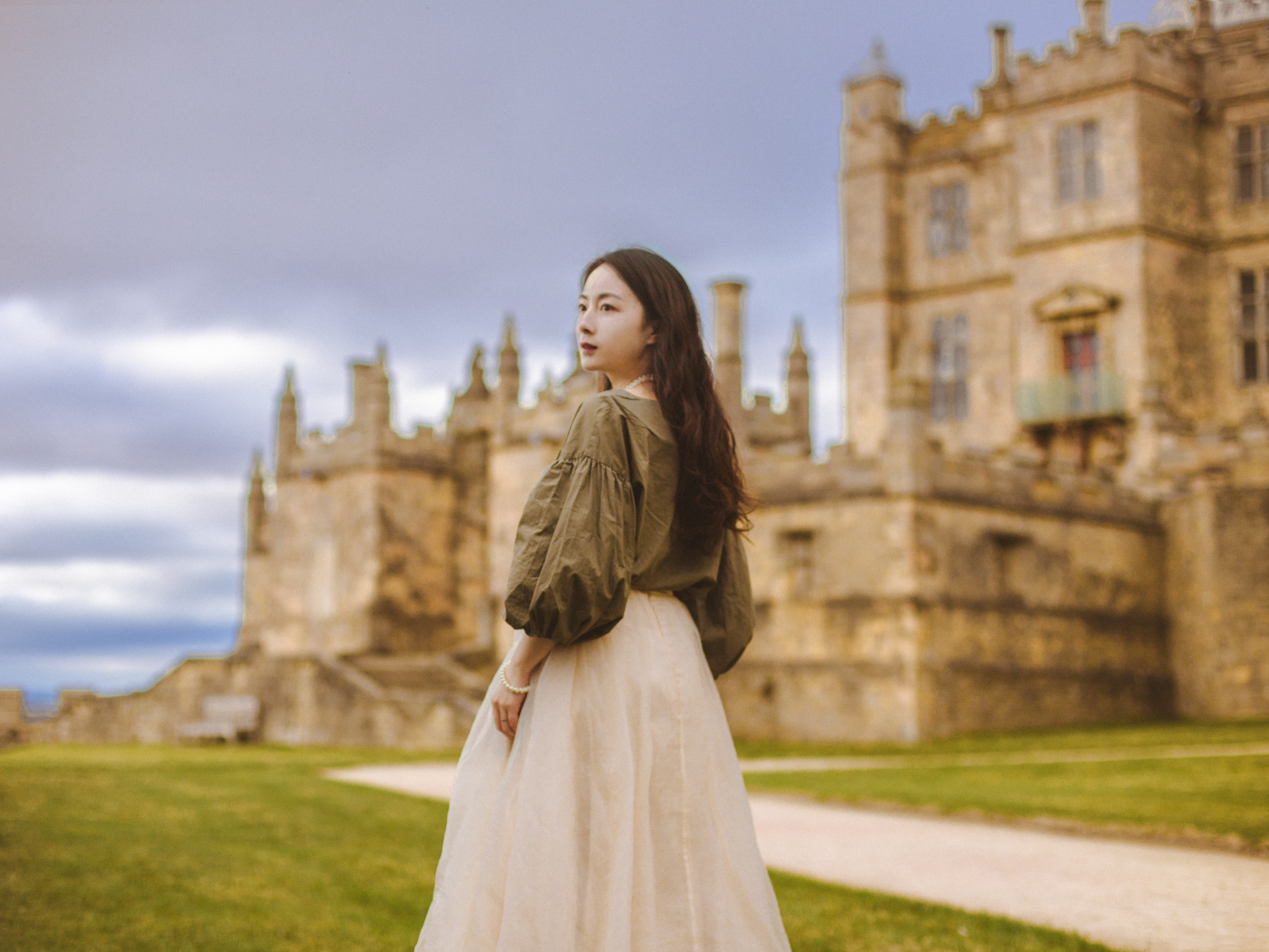 奇幻小说爱好者速进，惊天大盗带你破获黑帮阴谋