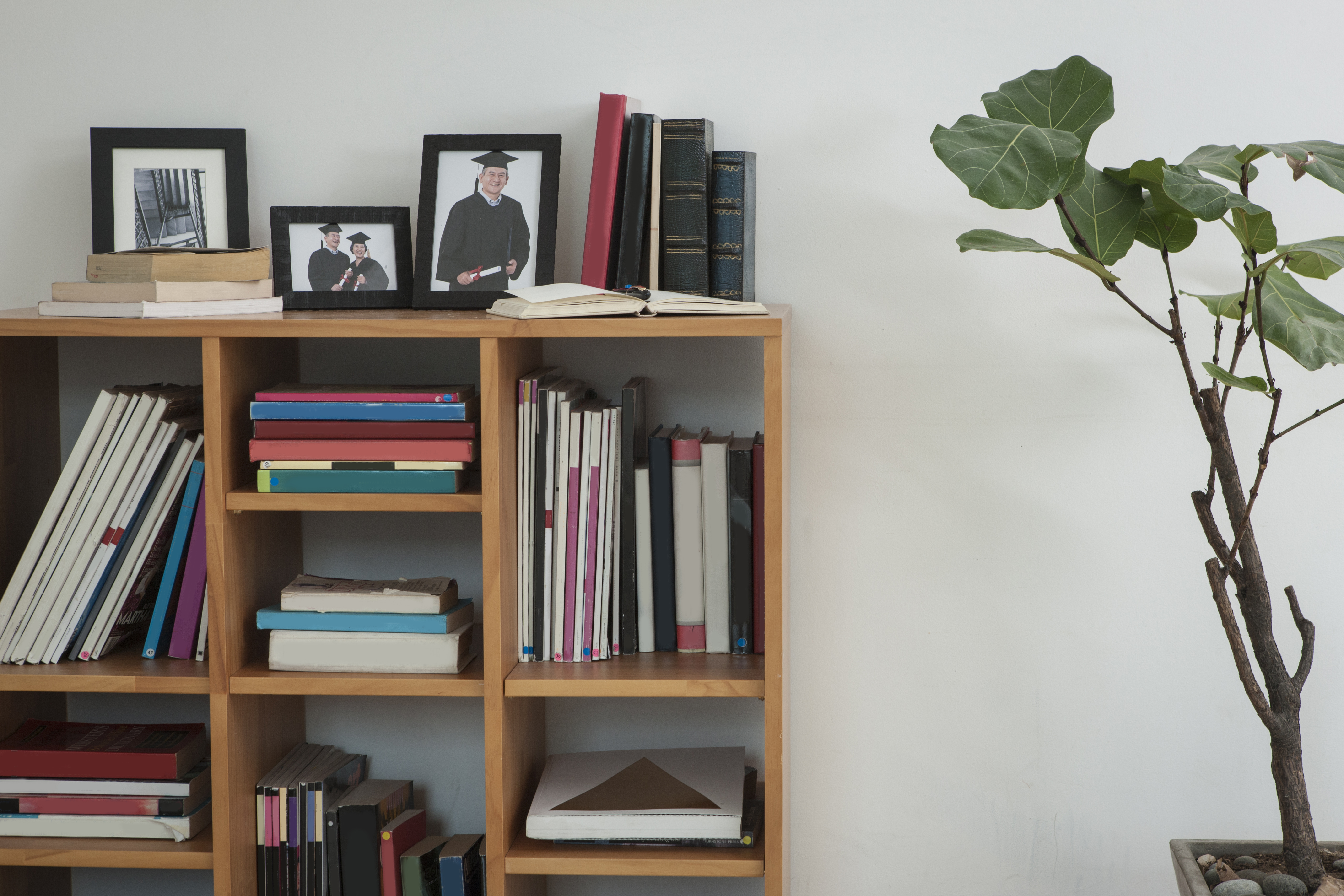 每个成功人士背后都有一个贴心伴侣，来看看伊丽莎白是怎么择偶的