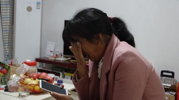 广场舞比赛中大妈突然倒地猝死,广场舞噪音扰民大爷结局