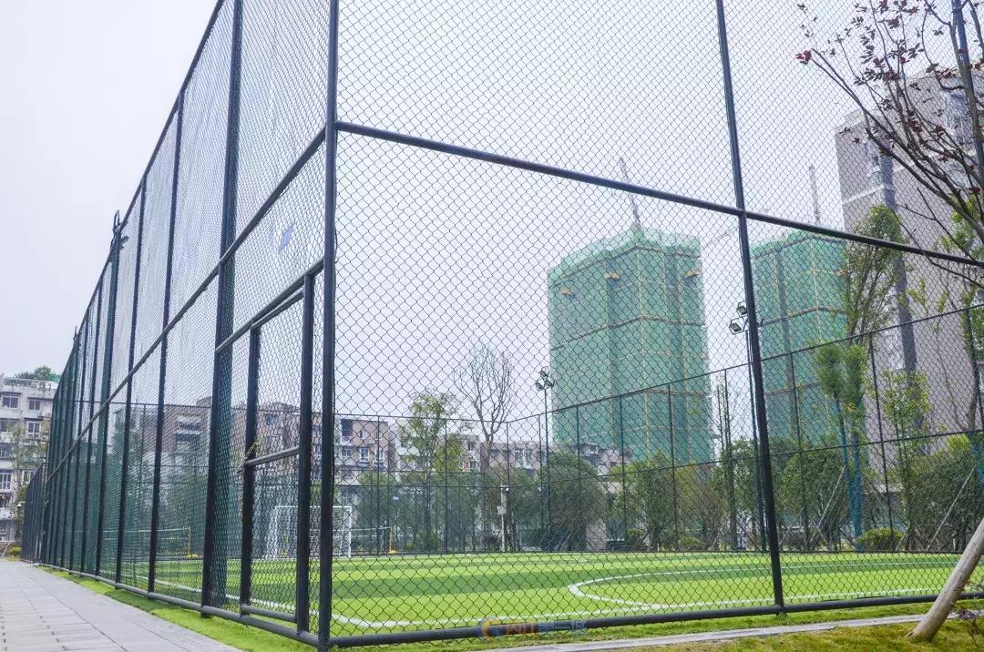 内江体育馆有室内运动场吗,内江健身运动