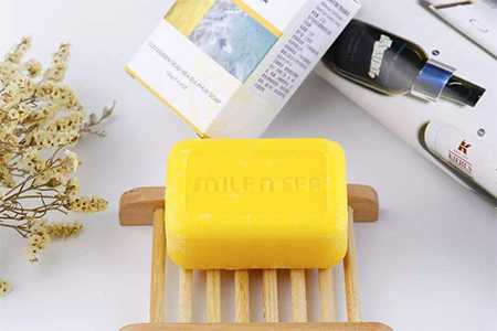 后背长痘如何确认是什么原因,后背长痘5个方法帮助你