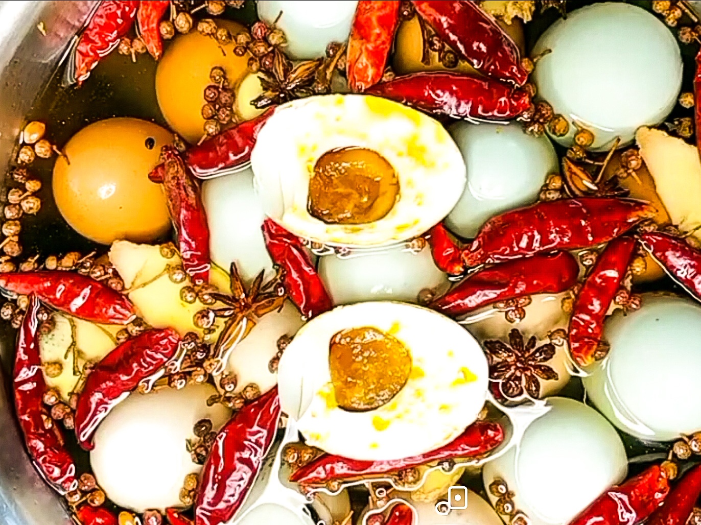 腌鸭蛋最简单做法不流油,怎么腌鸭蛋好吃又不容易坏