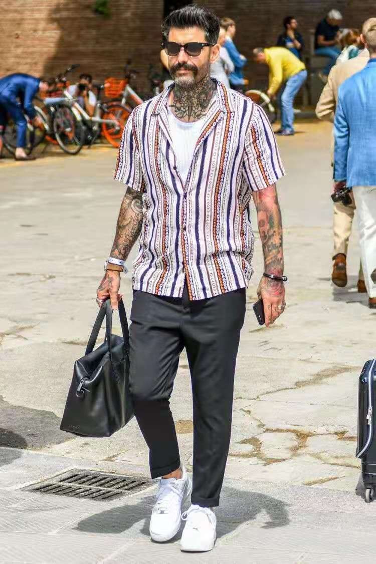 条纹衬衫如何内搭男装好看,条纹衬衫怎么穿才能时髦每日穿搭