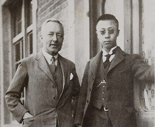 溥仪离开故宫后最后他住在哪,历史上溥仪真的买票去故宫吗