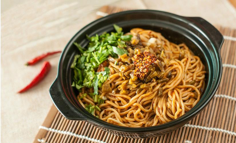 好吃的热干面的做法视频,教你正宗武汉热干面做法