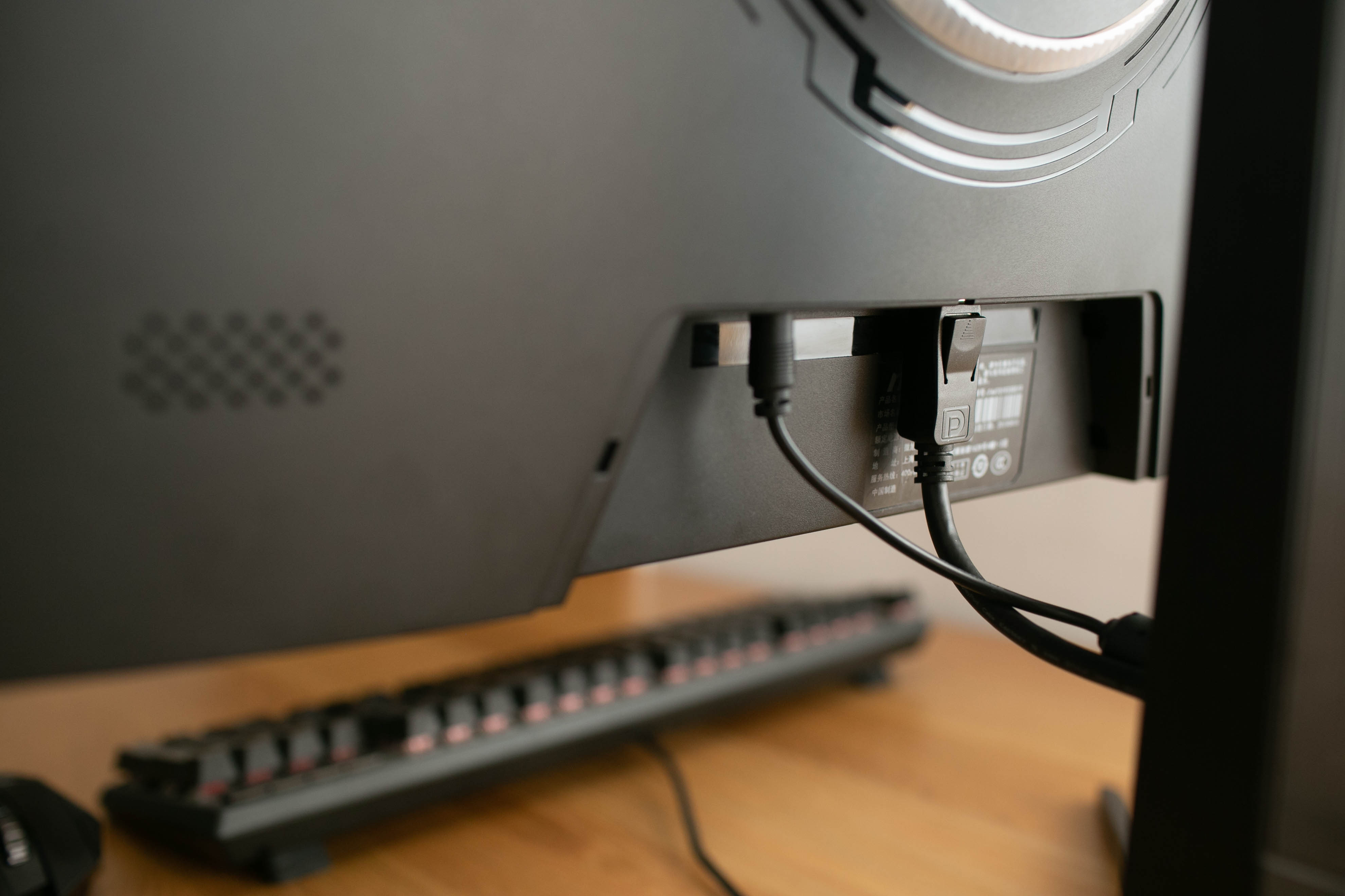 微星pag304cqr显示器测评,微星mag321qr显示器测评