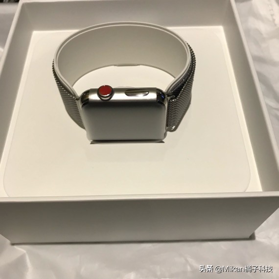 苹果发布会applewatchse,AppleWatch有必要买最新款吗
