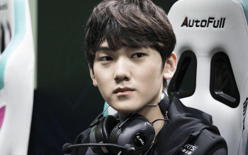 jackeylove谈自己18岁,jackeylove有没有谈女朋友