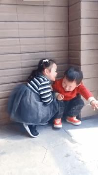 搞笑gif趣图你喜欢女神还是女汉子,搞笑gif趣图妹子健身辛苦吗