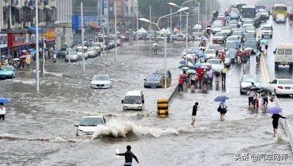 一般车子涉水怎么处理比较好,爱车涉水该怎么办