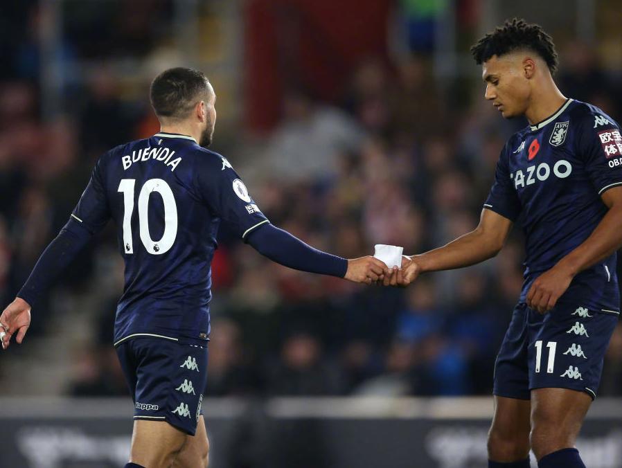 英超争四大战曼联客场保平争胜,英超豪门悲喜夜曼联又赢了