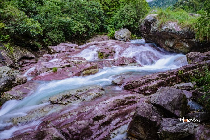 一下雨徽州就成了水墨色,安徽石台避暑胜地