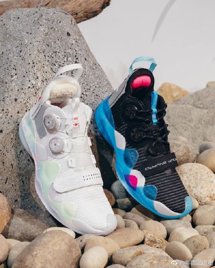 李宁反伍一代vs驭帅13,李宁反伍二代和李宁全城8