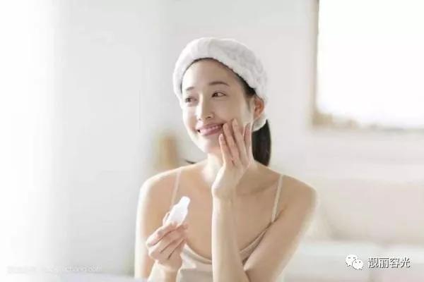 护肤小手法改善法令纹提升苹果肌,法令纹最好的护肤方法