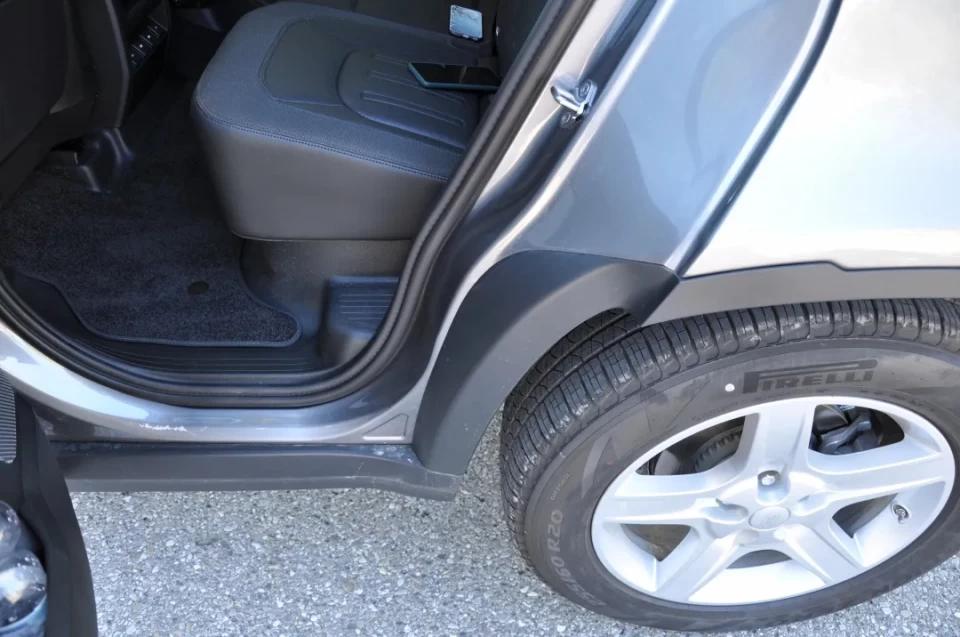 路虎卫士柴油版3.0t版试驾,路虎卫士试驾体验