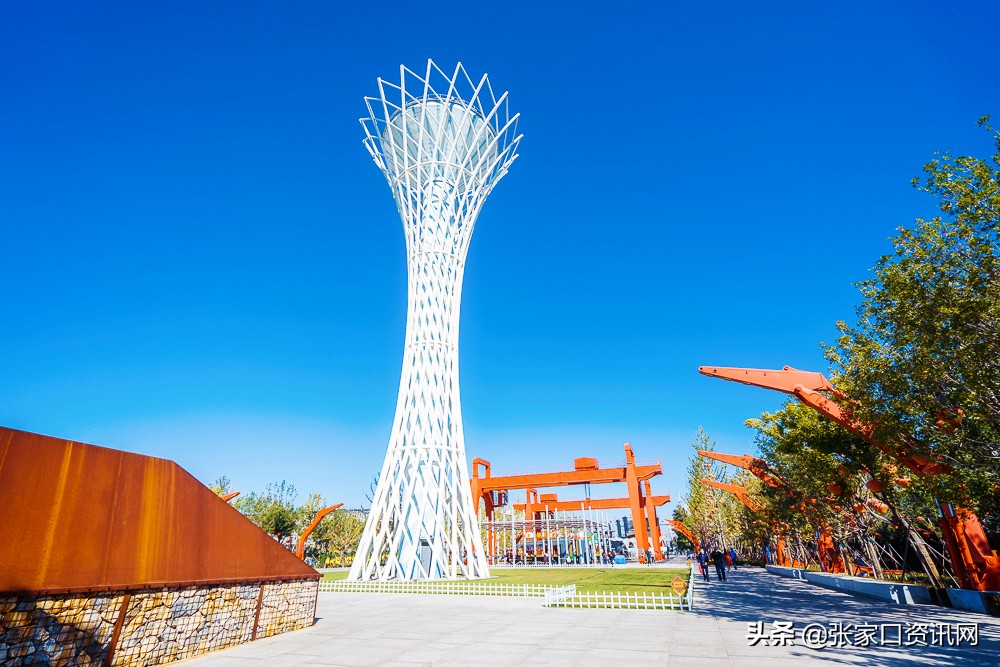 张家口新开的主题公园,张家口大好河山景观区夜景
