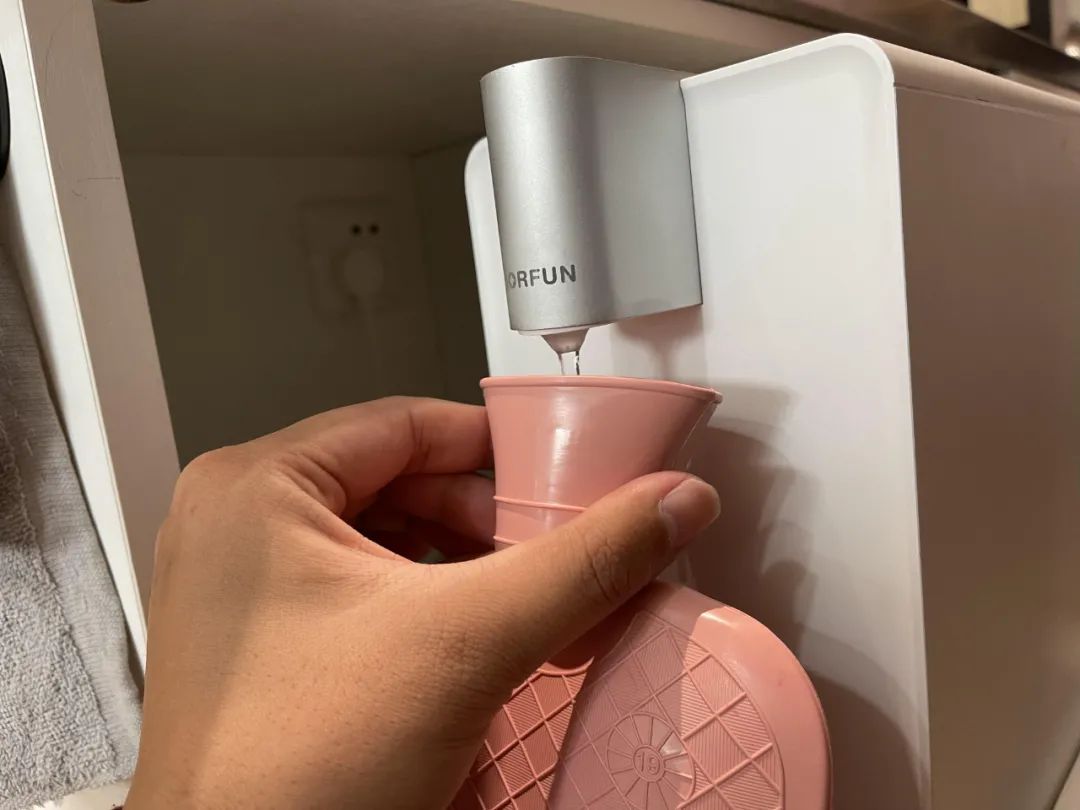 电热毯与水暖毯哪个更好,告别寒冷冬季必备电热毯