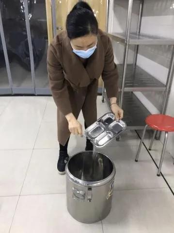 开学第一天防控工作,开学第一天学校严抓疫情防控