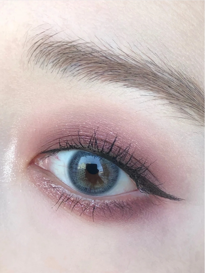 显色度高不飞粉的多色平价眼影盘,颜色多又平价的学生党眼影盘