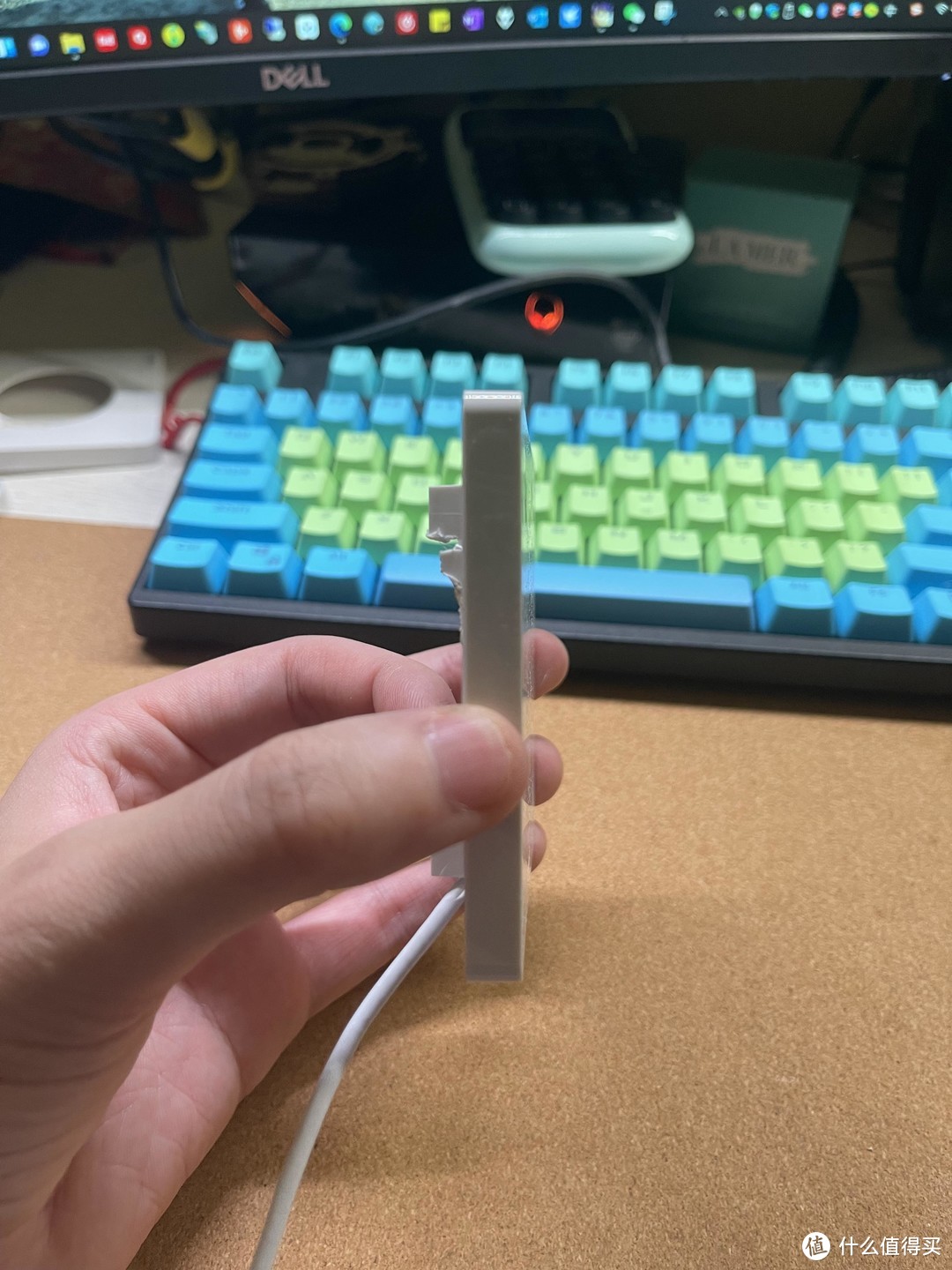 86底盒MagSafe磁吸固定手机无线充电改造方案