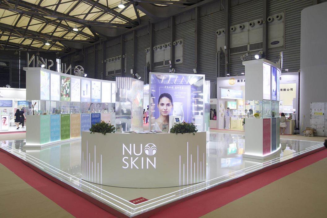 年轻肌因，有机可乘｜如新ageLOCBoost瓷光机惊艳亮相美博会