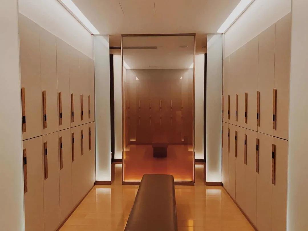 又搓澡去了，看看最贵澡堂的亲弟弟长啥样