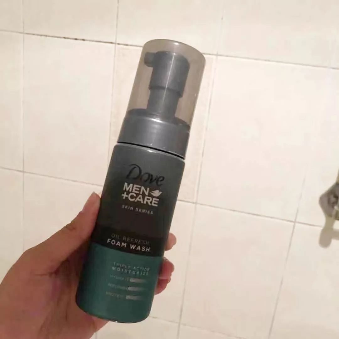 男朋友每天捞我一勺辣妹,气得我立马给他买了瓶大宝