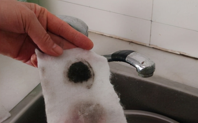 纱布包水龙头的步骤,水龙头包纱布有没有用