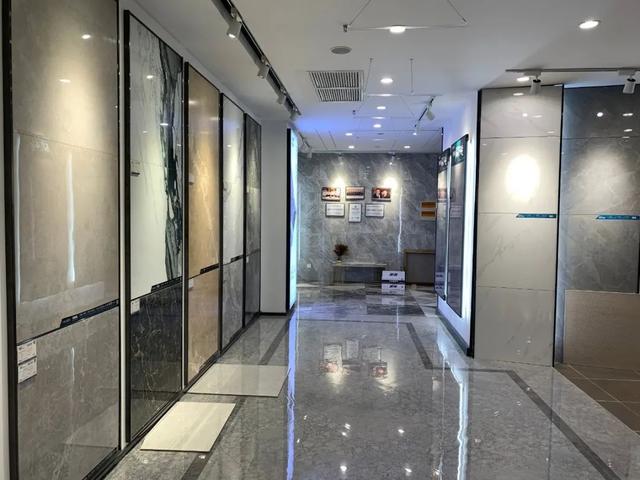 华中惠达瓷砖818业绩亮眼，金马凯旋店团购突破100单