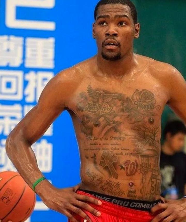 跑步运动员肌肉和健身肌肉区别,荒野健康靠谱吗