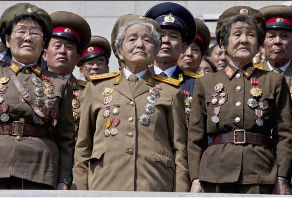 高颜值的朝鲜女兵,70年代朝鲜女兵