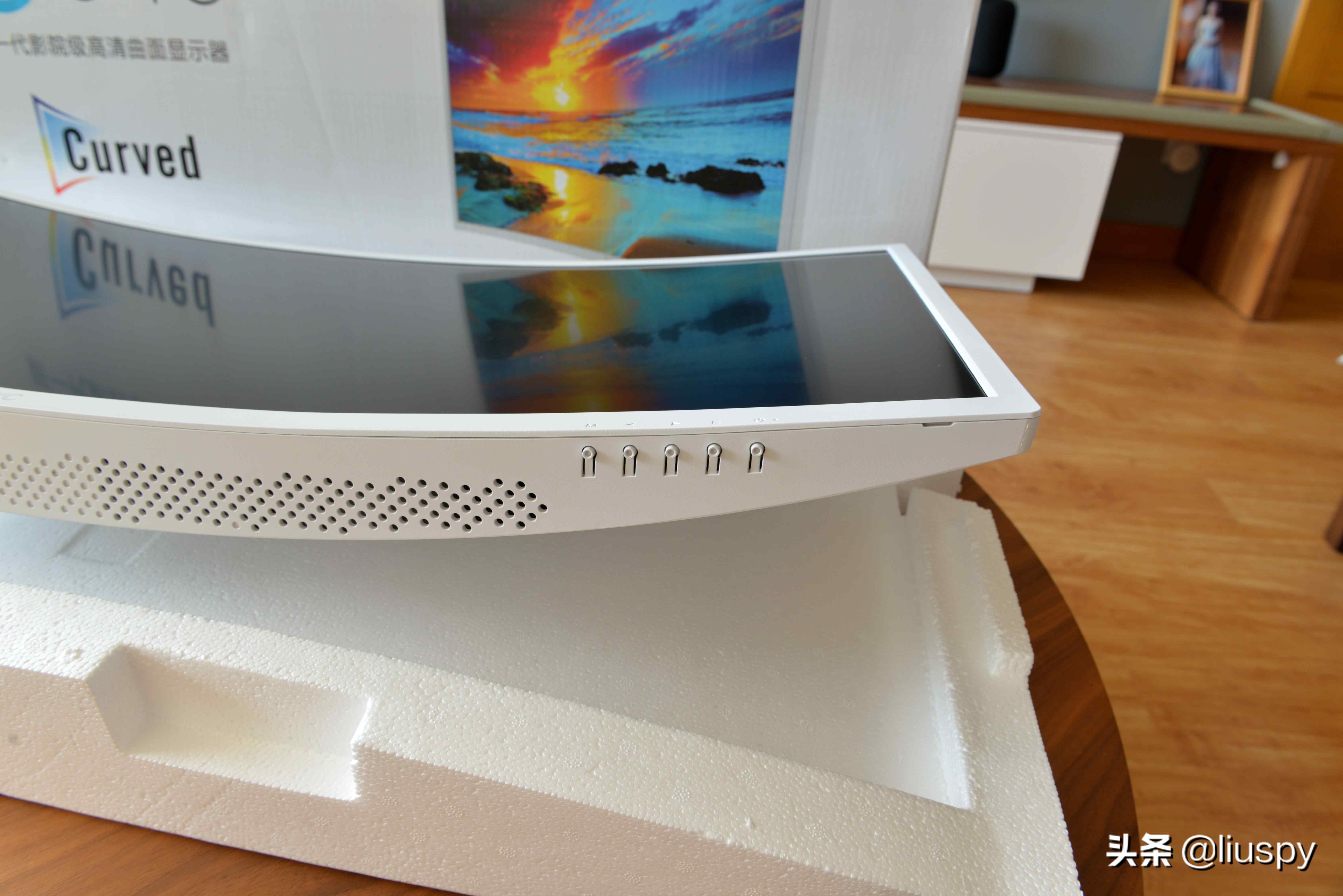 hkc34寸cg343u带鱼屏显示器评测,便宜显示器30寸