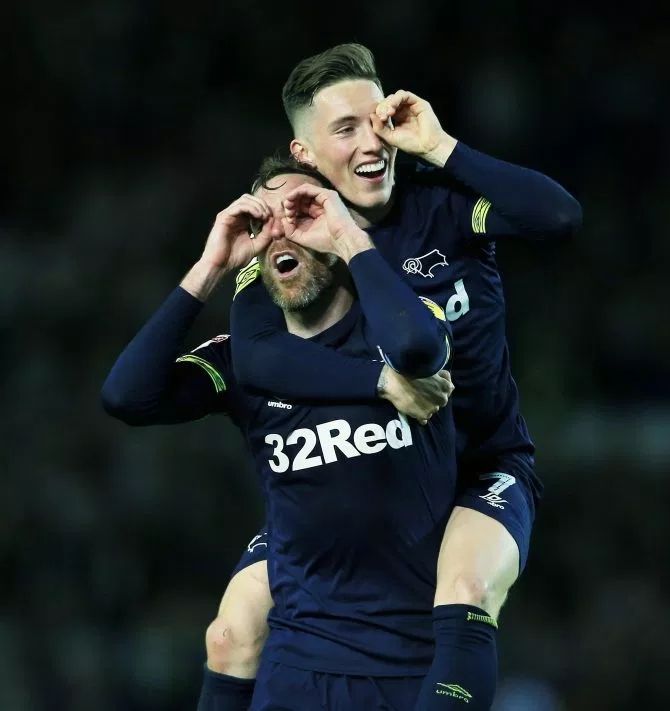 利兹联和利物浦为什么是死敌,利兹和莱斯特死敌