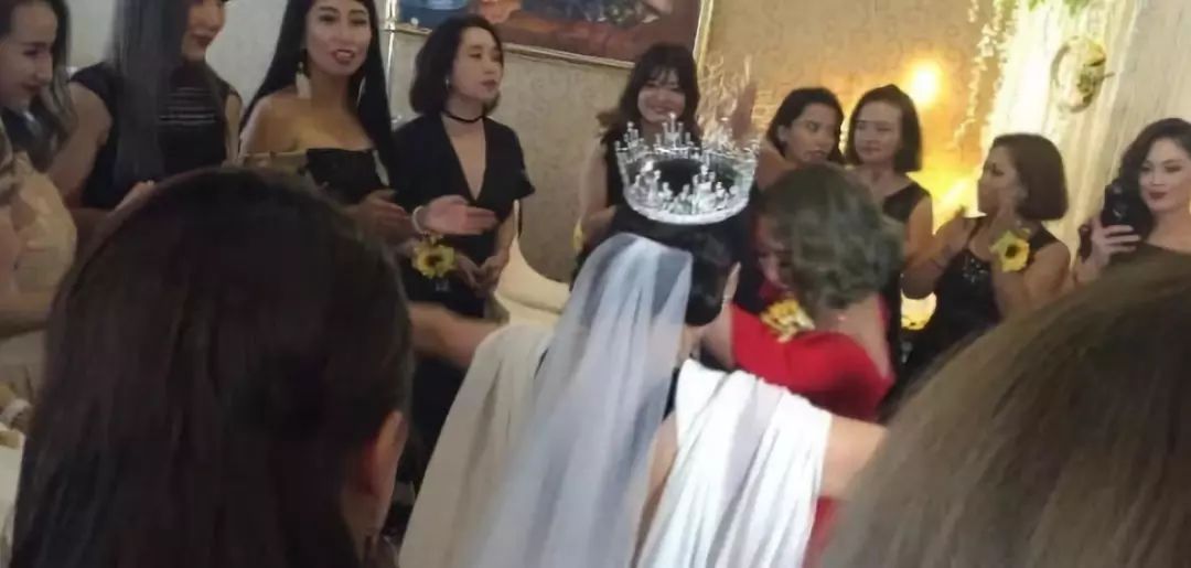 为什么看过*疆新**人的婚礼后，就都想结婚了？