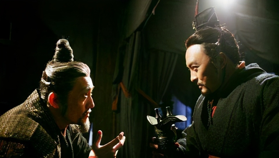 秦始皇那么多儿子，为什么没有一个被封王？秦始皇：封了王不好管