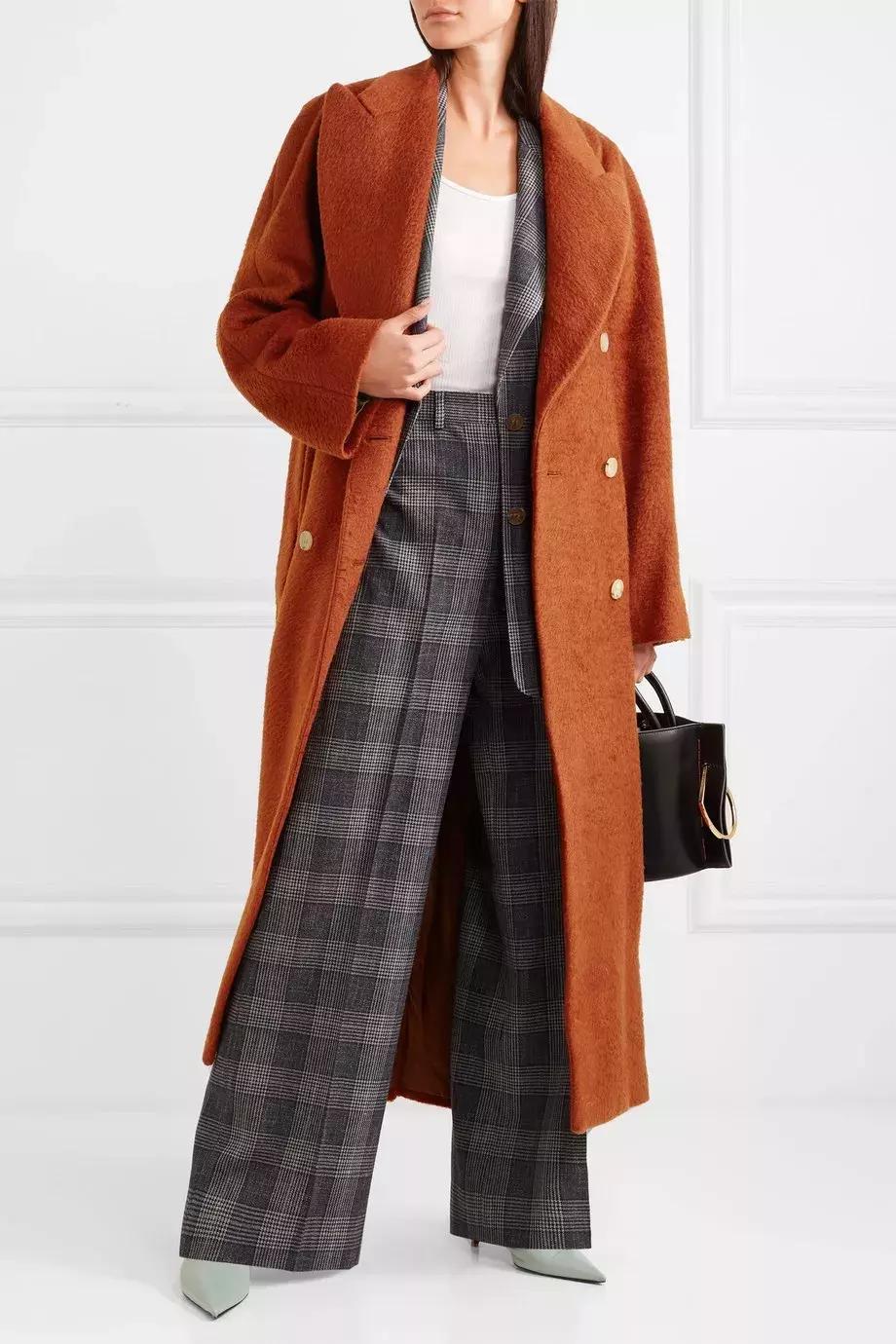 这个冬季时髦精都是这么穿大衣的,时髦的人喜欢这样穿