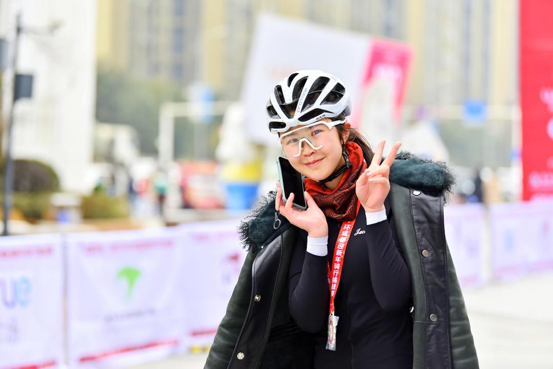 成都人真孬：骑车200公里去过年？