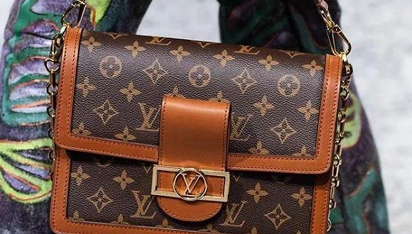 lv假包真伪鉴别,lv假包专柜鉴定不出来