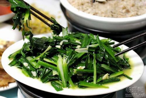 韭菜炒鸡蛋家常做法第一美食,韭菜鸡蛋虾仁饺子馅家常做法视频