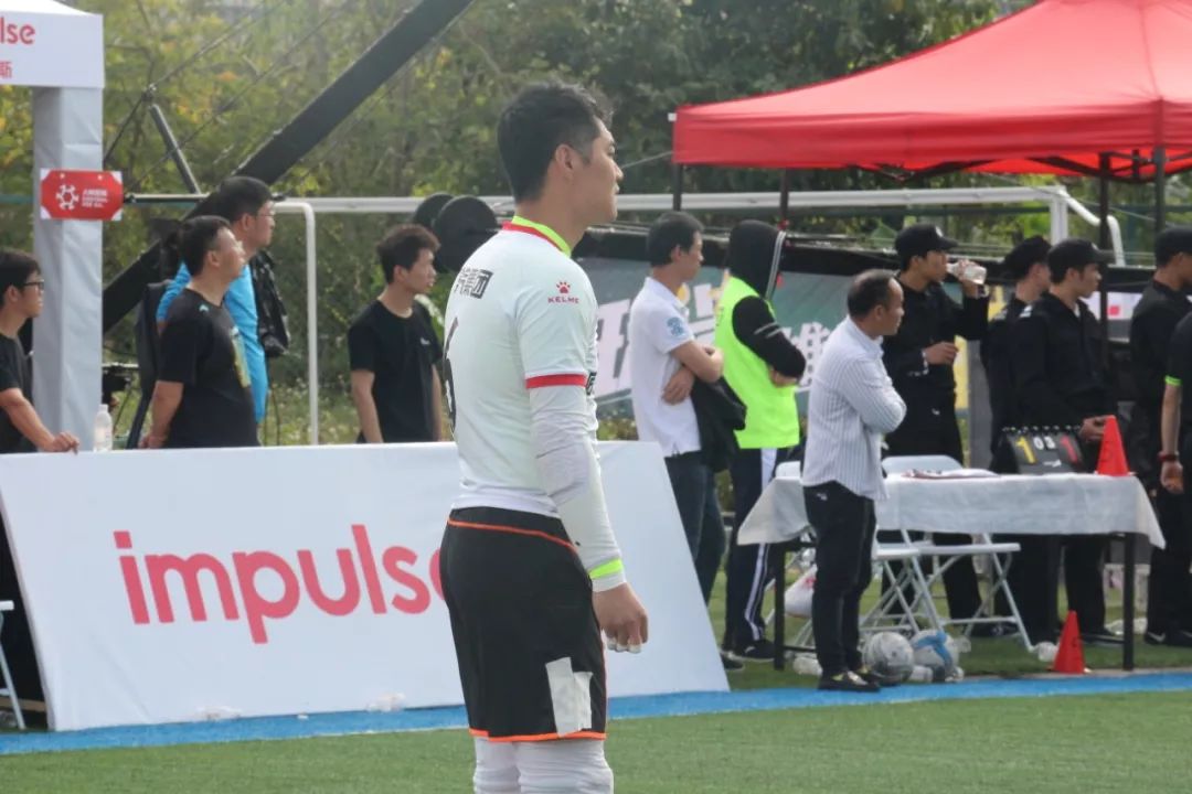 三五好友一起运动一起流汗,五人制足球比赛时间规则表最新版