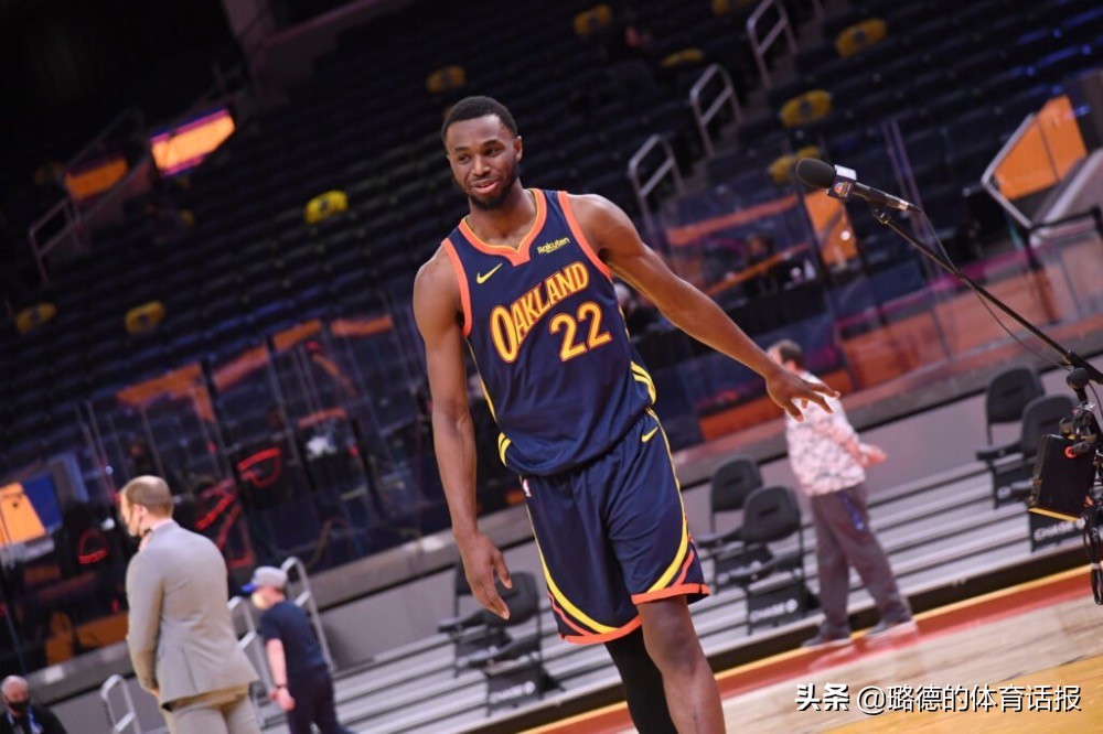 比较看好维金斯在勇士队的表现,维金斯勇士队内的关键先生