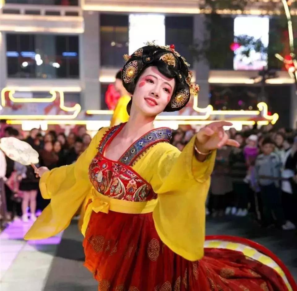 过年南方和北方的差异,北方人过年和南方人过年